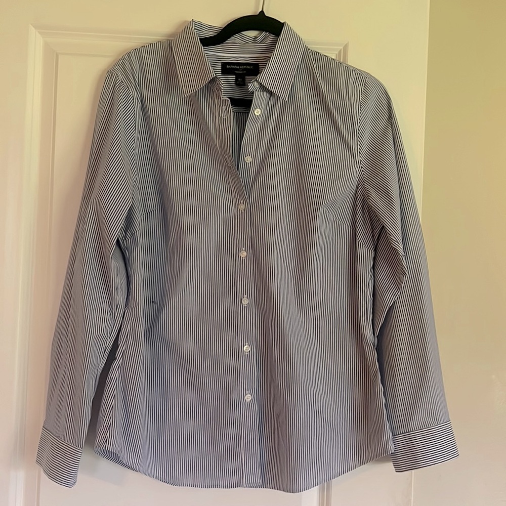 Banana Republic tailored fit shirt